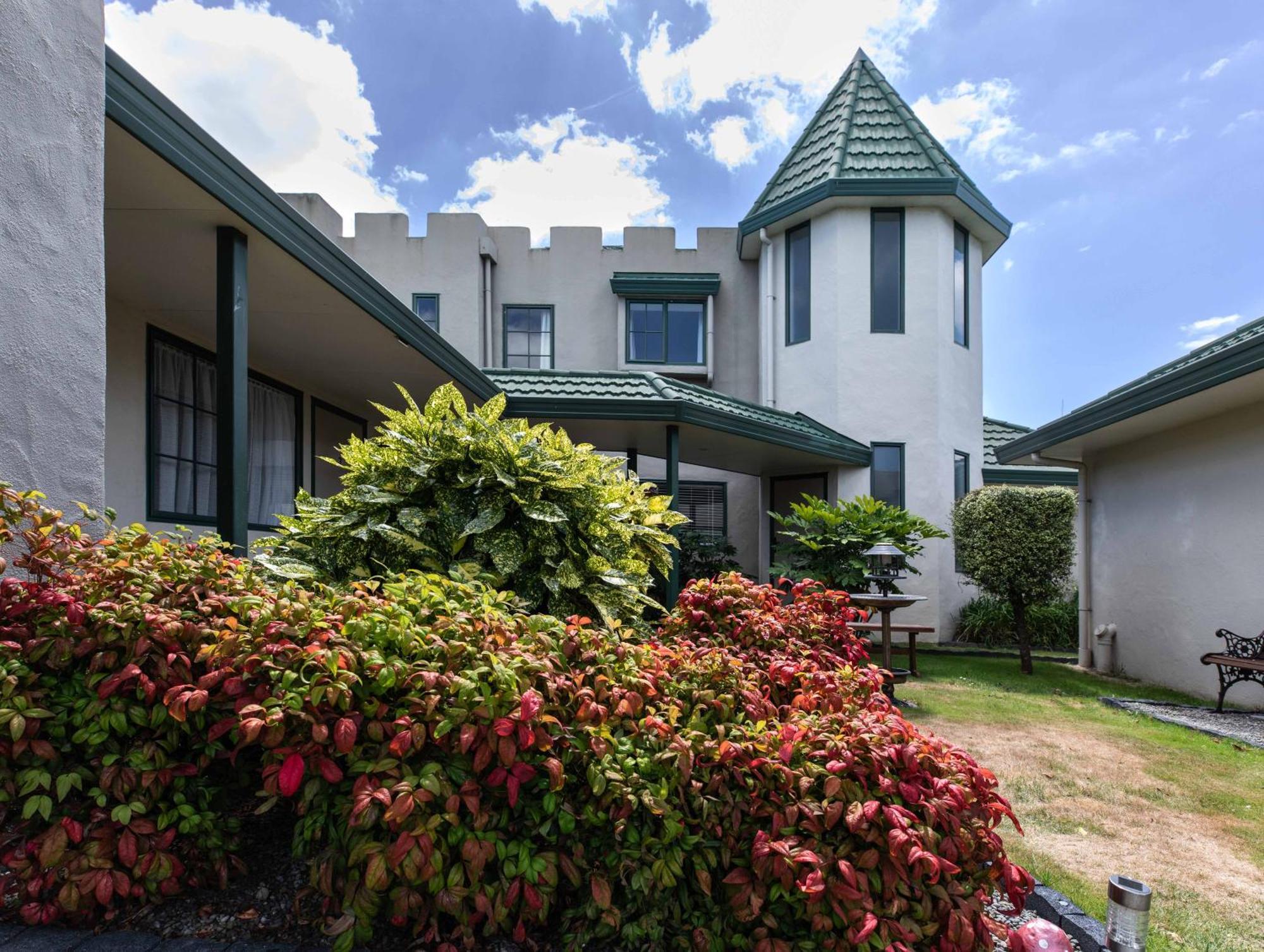 Camelot Motor Lodge And Conference Centre Palmerston North Exterior foto